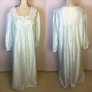 Vintage Barbizon Maxi Nightgown 1X Womans Plus Blue Satin Embroidered Lace Trim